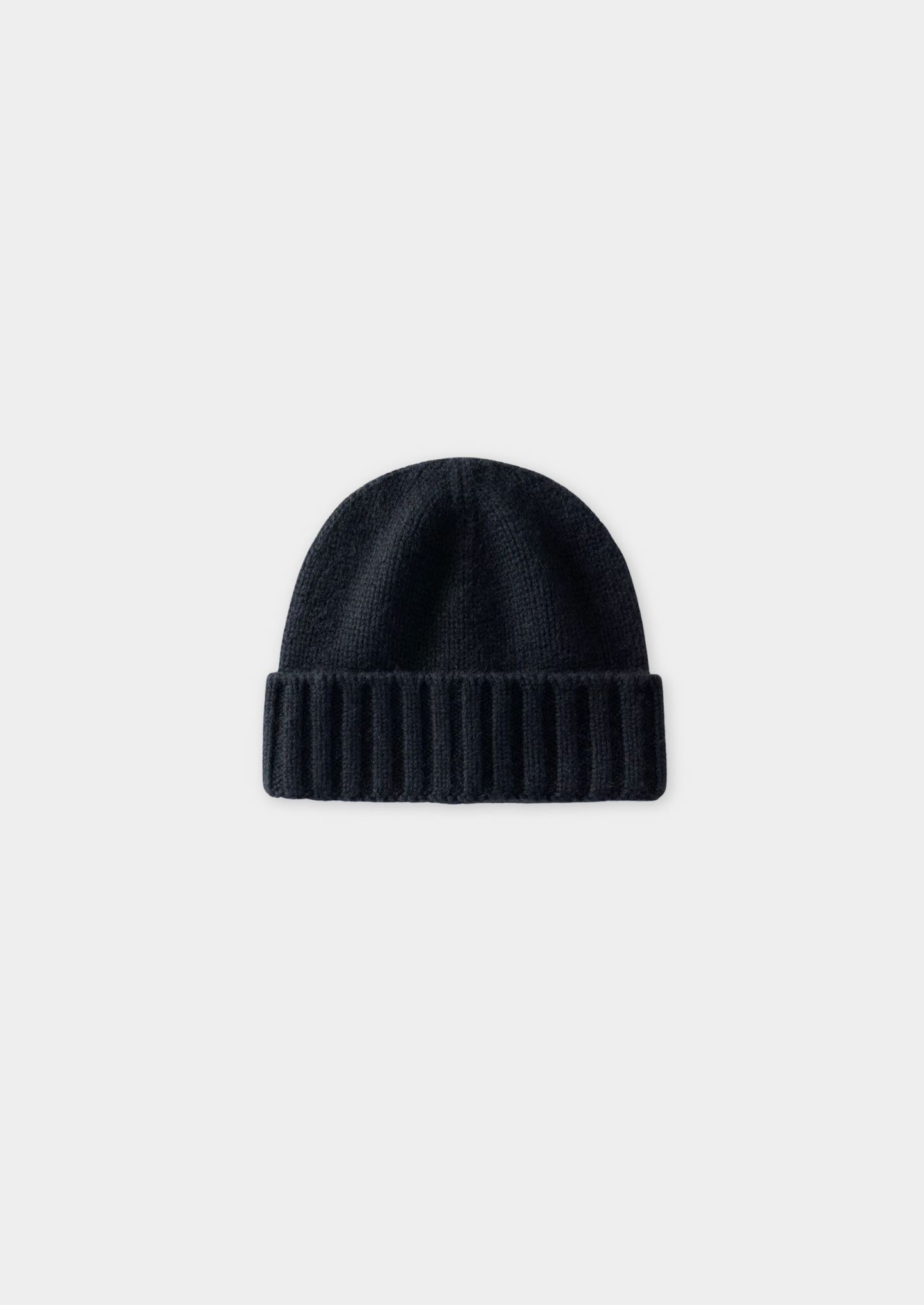BLACK CASHMERE WINTERTIME BEANIE