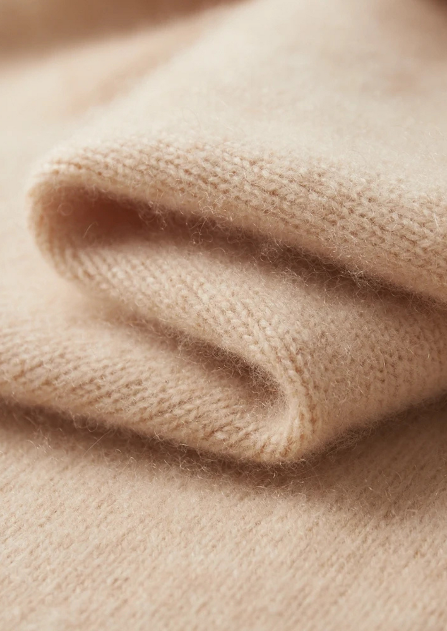 PURE EXTRA-FINE MERINO WOOL CLASSIC CREWNECK