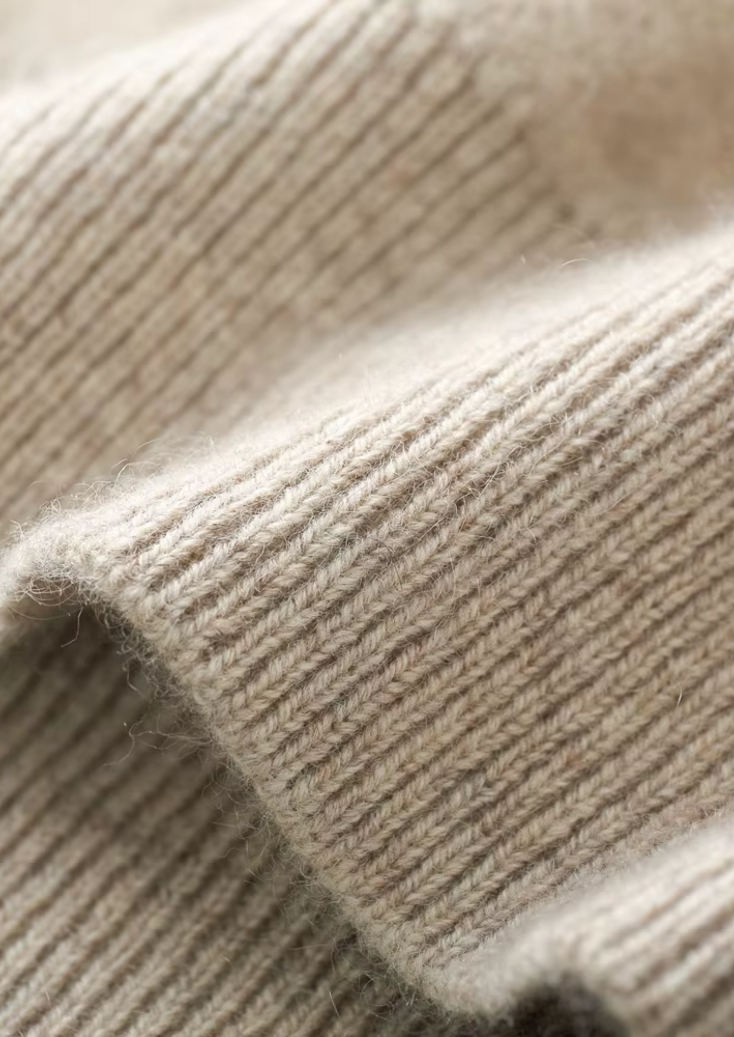 PURE EXTRA-FINE MERINO WOOL V-NECK CARDIGAN