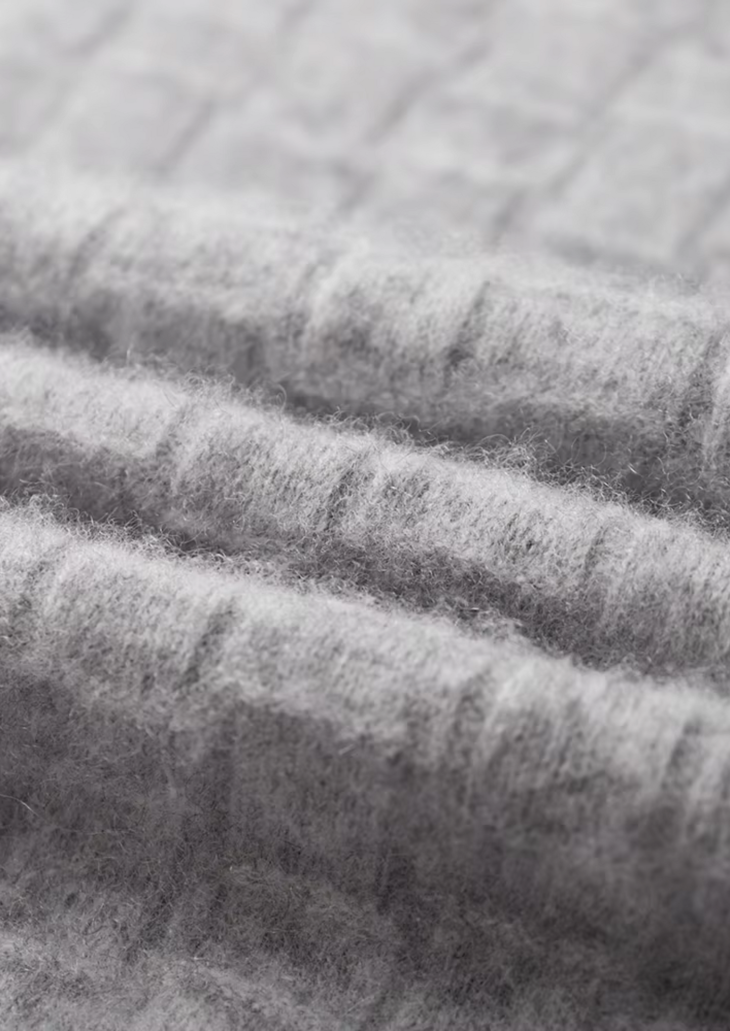 PURE EXTRA-FINE MERINO WOOL TEXTURED MOCKNECK