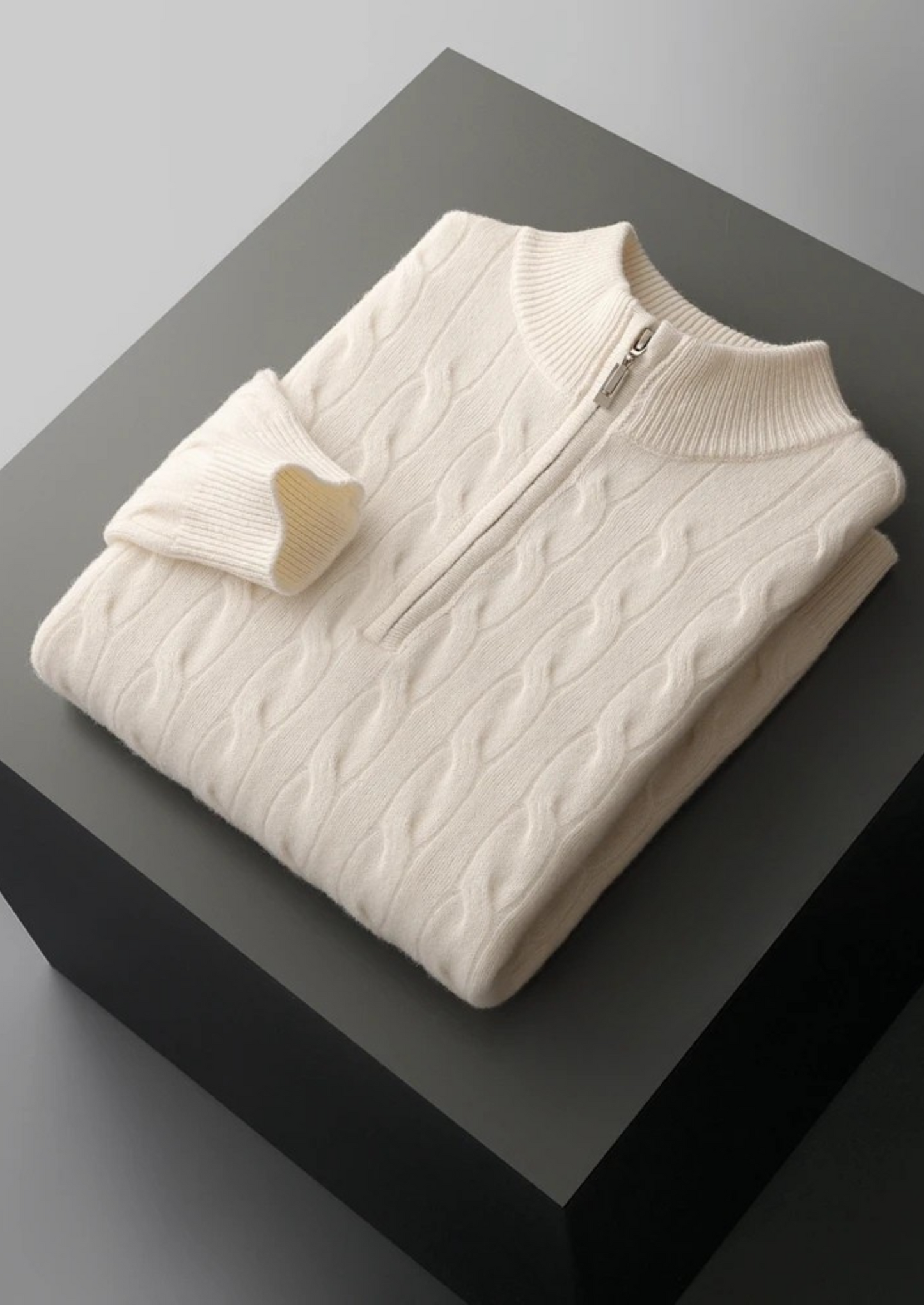 PURE EXTRA-FINE MERINO WOOL CABLE HALF ZIP