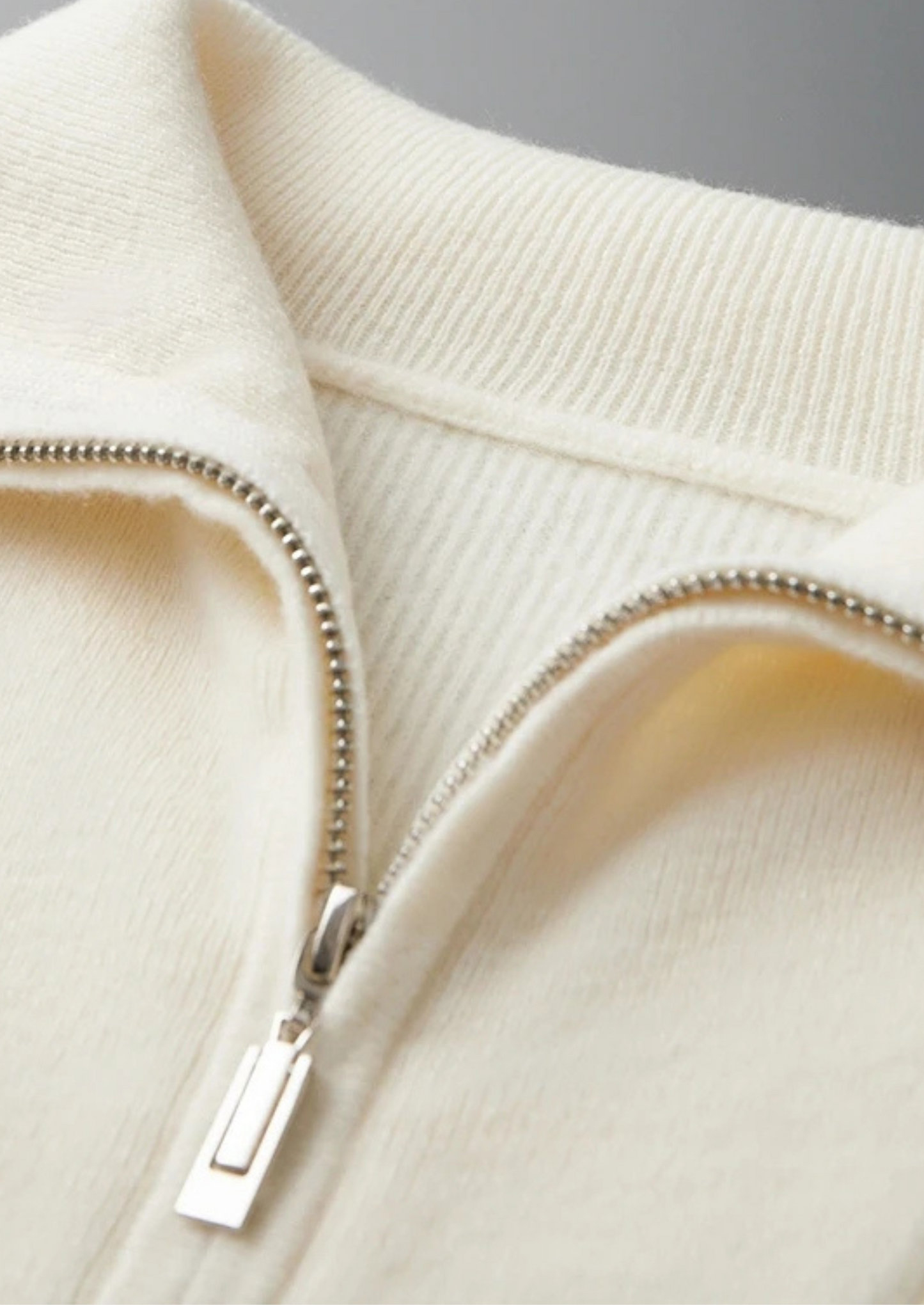 PREMIUM CASHMERE RIBBED HALF-ZIP SWEATER