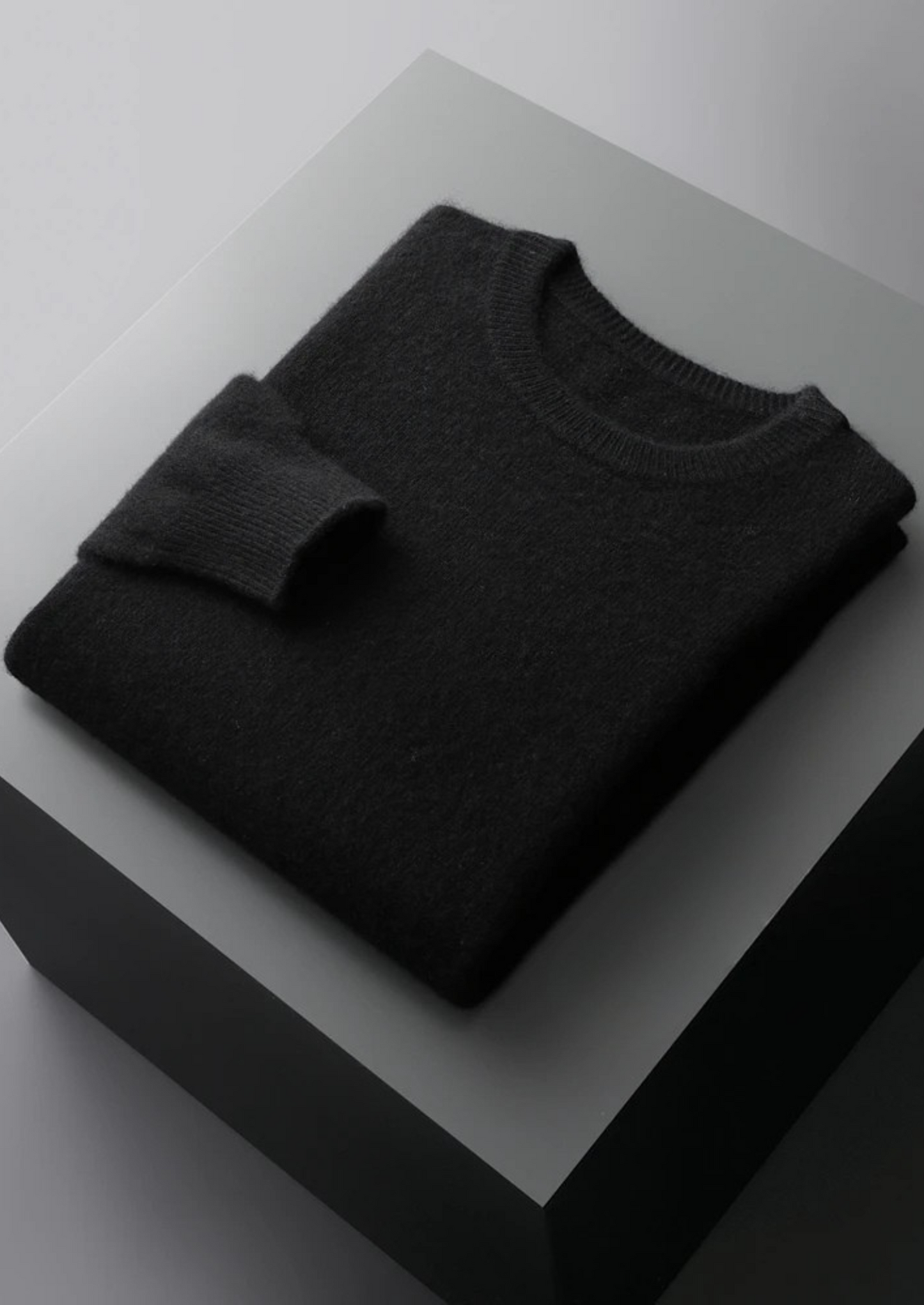 PURE EXTRA-FINE MERINO WOOL CLASSIC CREWNECK