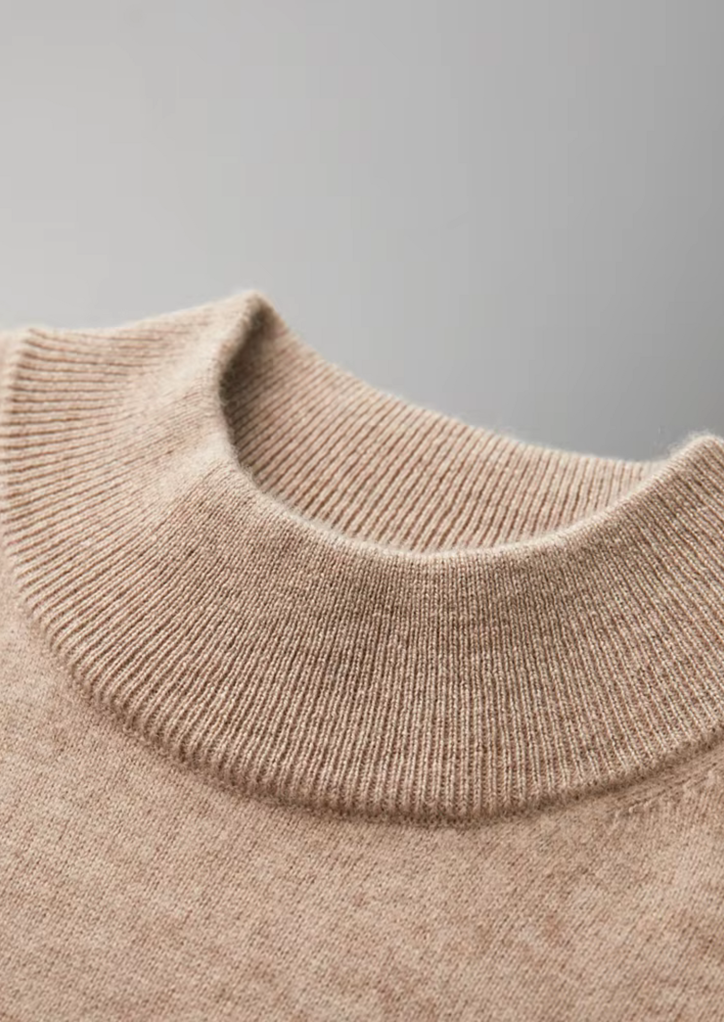 PREMIUM CASHMERE MOCK NECK T-SHIRT
