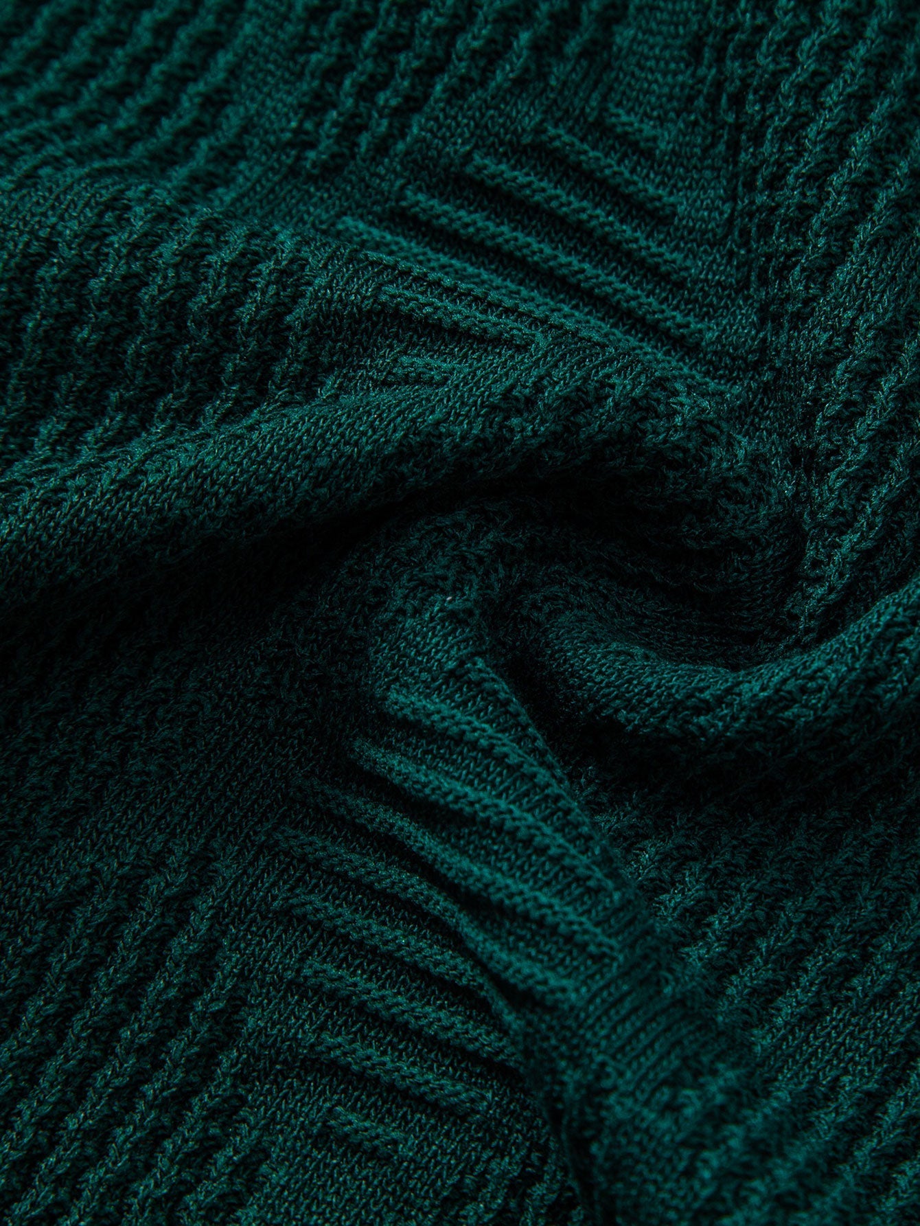 Rhombus Textured Zip Up Knitted Polo Shirt