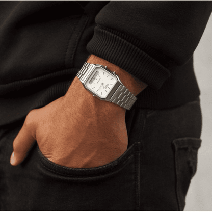 C A S I O  Vintage 38mm Watch - Water Resistant | Transferred steel