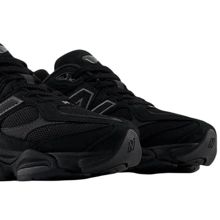 9060 Triple Black Cat 